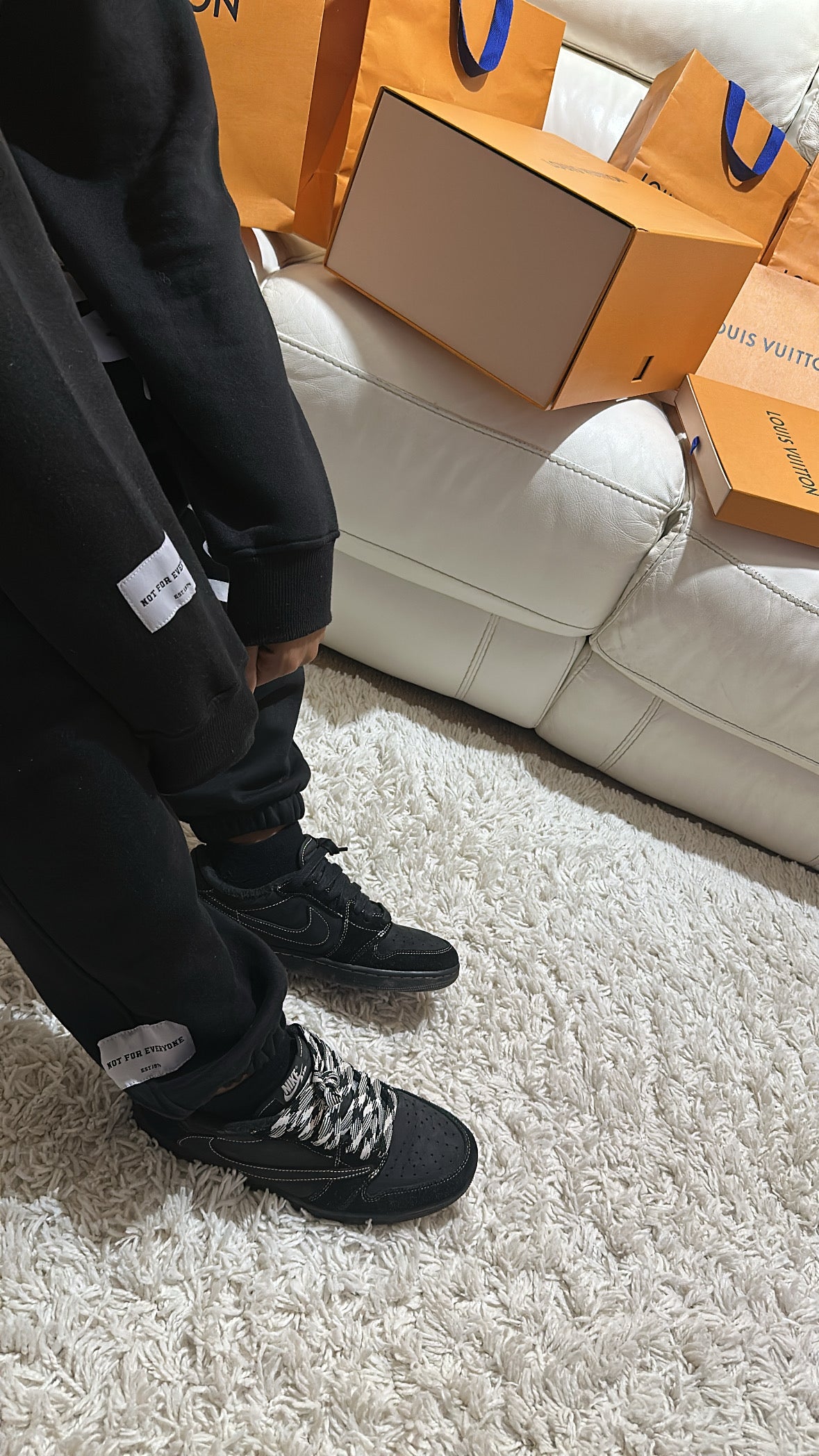 NFE exclusive tracksuit (black)